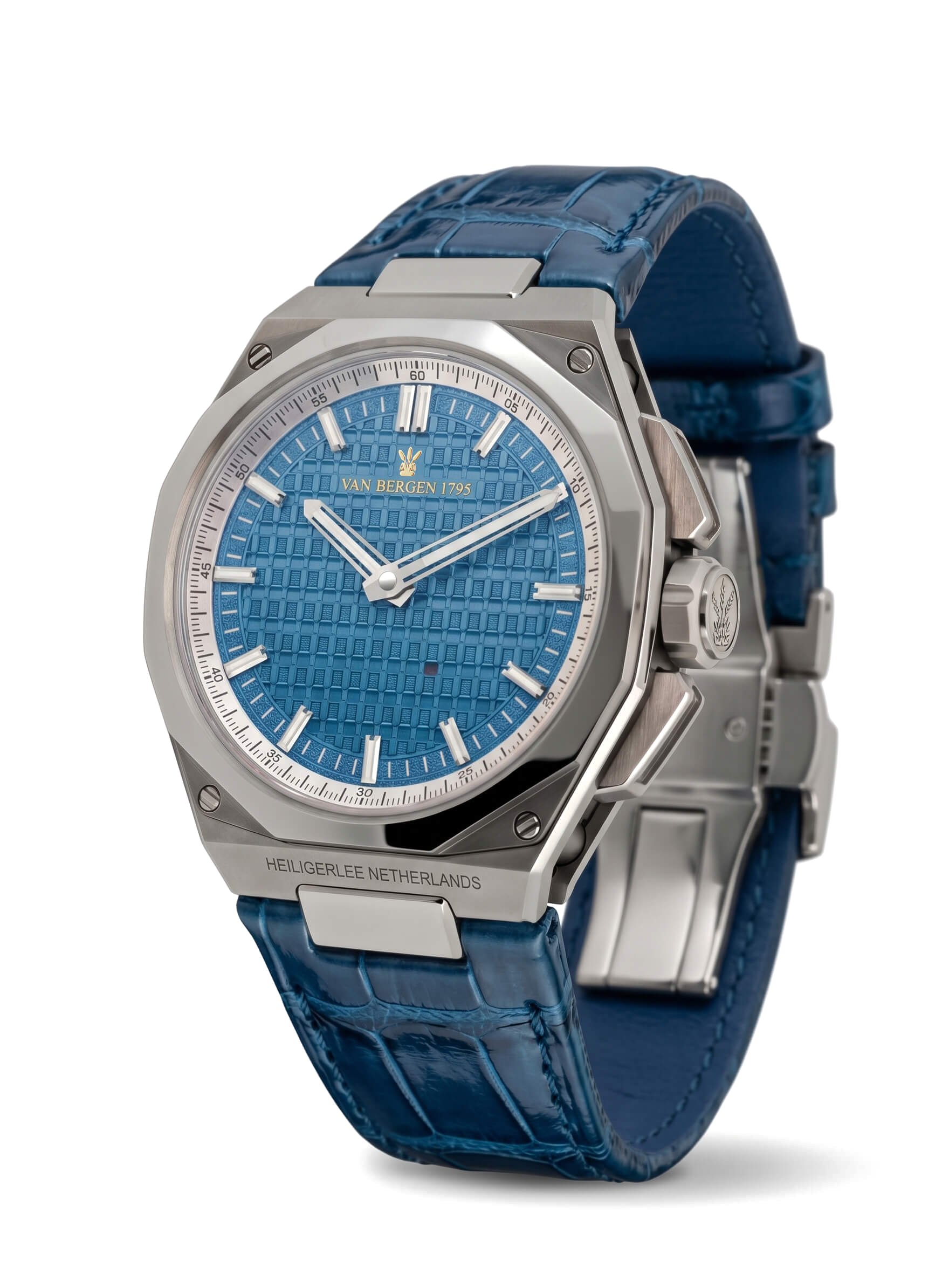 Heero Bourdon Blue, closer