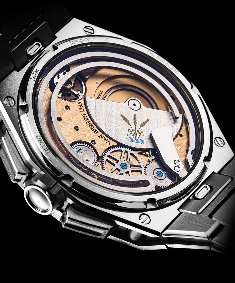 Calibre VBA01 — caseback view